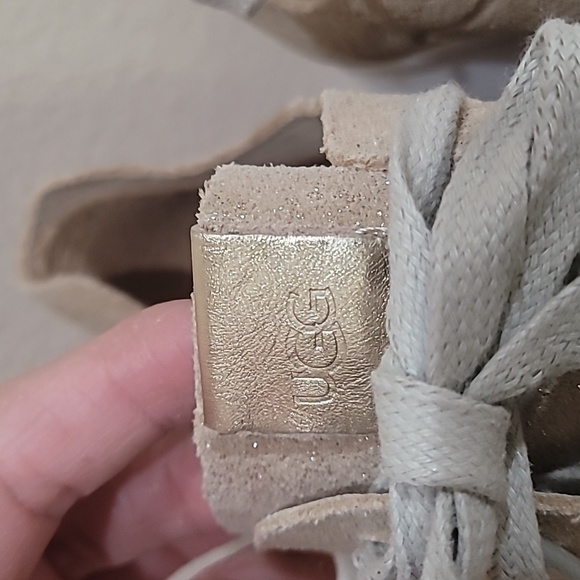 🌼 UGG TYE STARDUST GOLD METALLIC LACE UP SNEAKERS - Picture 6 of 12